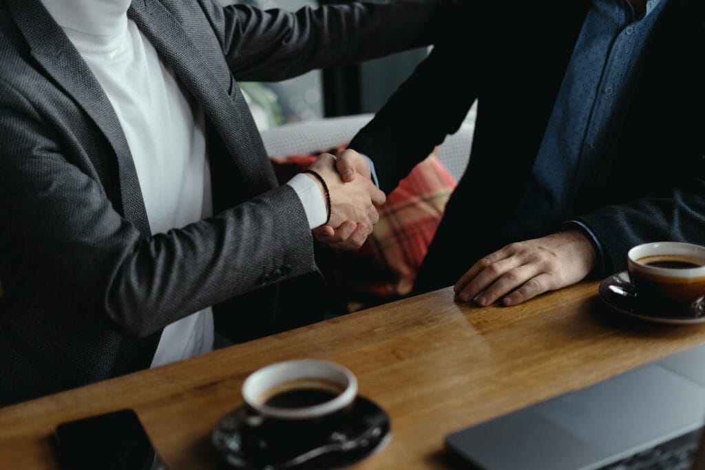 ADVOCACIA VENDE ALGO QUE O CLIENTE NÃO CONSEGUE VER, CHEIRAR OU TESTAR ANTES DE COMPRAR